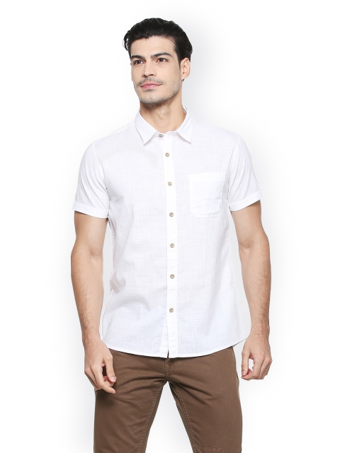 

People Men White Regular Fit Solid Casual Shirt