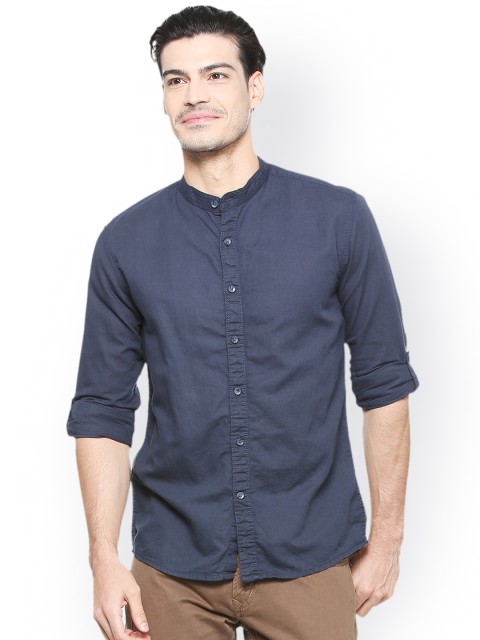 

People Men Navy Blue Regular Fit Solid Casual Shirt