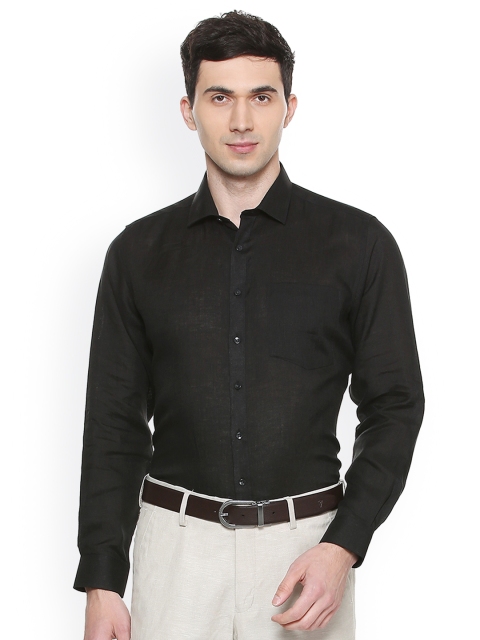 

Van Heusen Men Black Regular Fit Linen Solid Formal Shirt