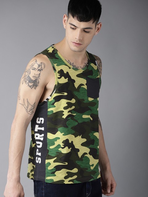

Moda Rapido Men Olive Green & Black Printed Round Neck T-shirt