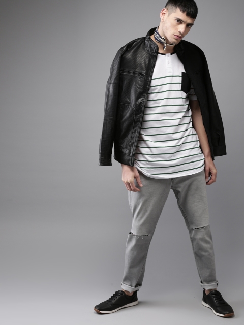 

Moda Rapido Men White & Green Striped Round Neck Longline T-shirt