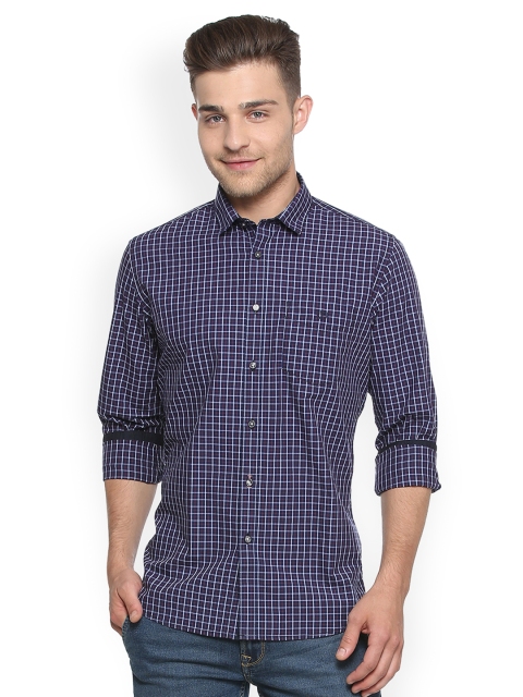 

Van Heusen Sport Men Blue Checked Slim Fit Casual Shirt