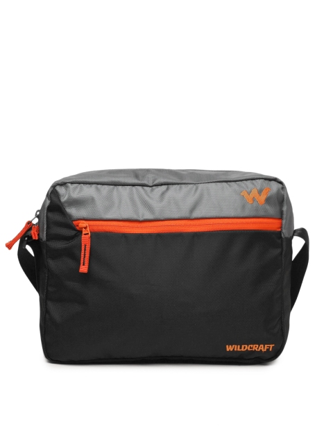 

Wildcraft Men Black & Grey Colourblocked Messenger Bag