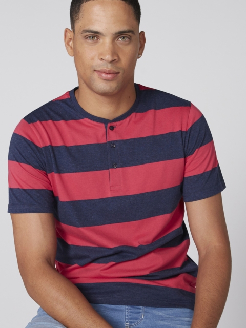 

Splash Men Coral Pink & Navy Blue Striped Henley Neck T-shirt