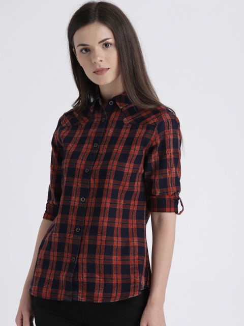 

Splash Women Red & Navy Blue Regular Fit Checked Casual Shirt