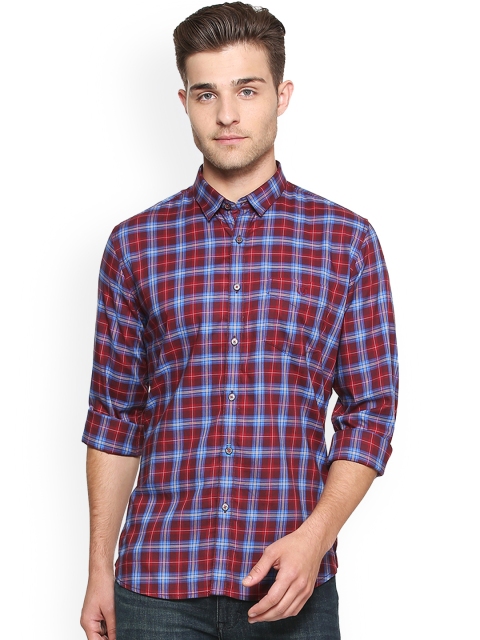 

Van Heusen Sport Men Maroon & Blue Slim Fit Checked Casual Shirt