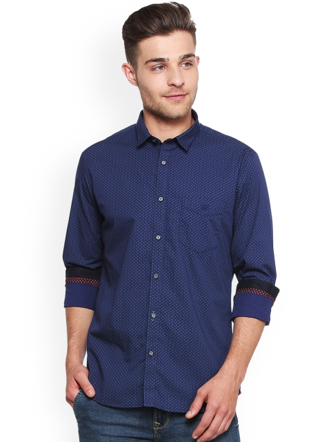 

Van Heusen Sport Men Blue Slim Fit Printed Casual Shirt