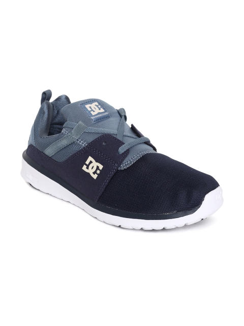 

DC Men Navy Blue & Grey Colourblocked HEATHROW Sneakers