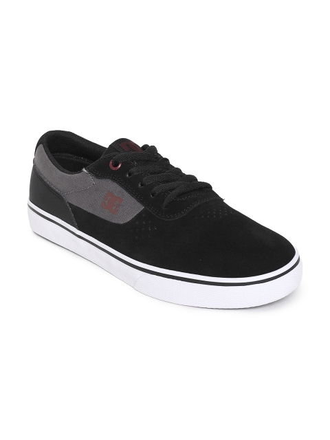 

DC Men Black Sneakers
