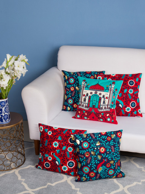 

Chumbak Red Set of 5 Floral Square Cushion Covers