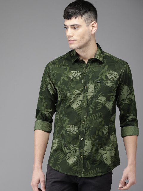 

The Indian Garage Co Men Olive Green Slim Fit Printed Casual Shirt