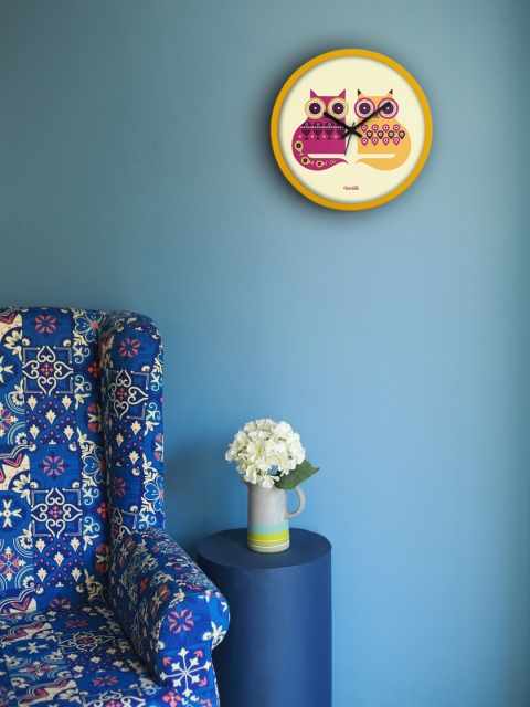 

Chumbak Yellow Round Printed 34.5 cm Analogue Wall Clock