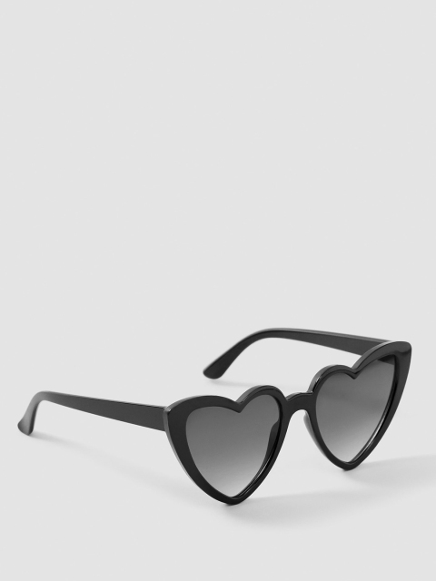 

MANGO Women Heart-Shaped Sunglasses 33070598, Grey