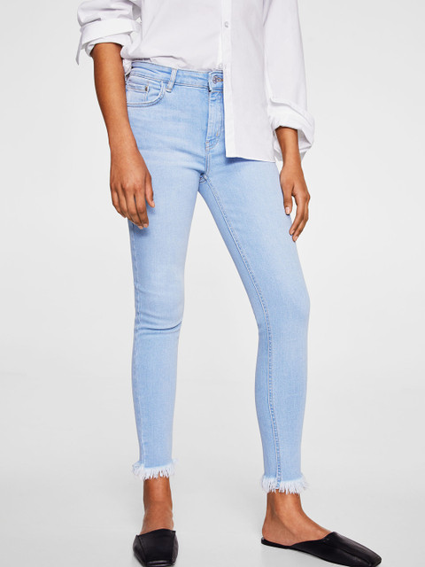 

MANGO Women Blue Skinny Fit Stretchable Cropped Jeans