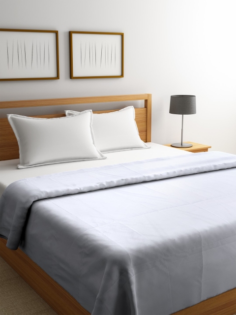 

Portico New York Off-White Geometric AC Room 150 GSM Double Bed Comforter