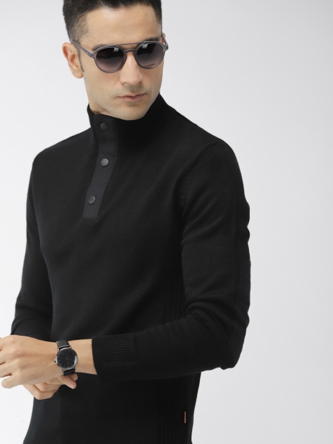 

Indian Terrain Men Black Solid Sweater