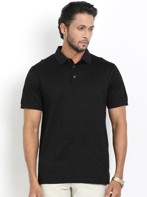 

Indian Terrain Men Black Solid Polo Collar T-shirt