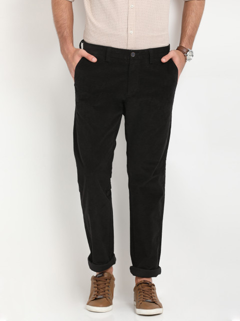

Indian Terrain Men Black Brooklyn Slim Fit Solid Regular Trousers