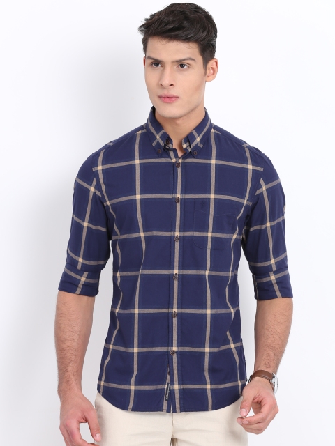 

Indian Terrain Men Navy Blue & Grey Regular Fit Checked Casual Shirt