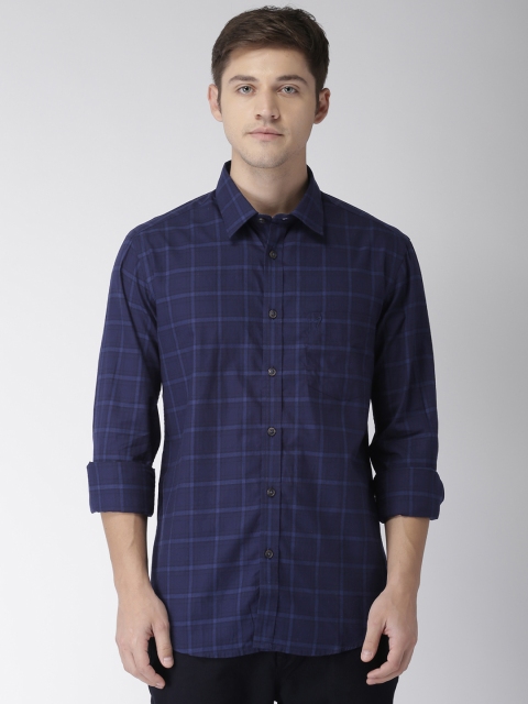 

Indian Terrain Men Navy Blue & Black Slim Fit Checked Casual Shirt
