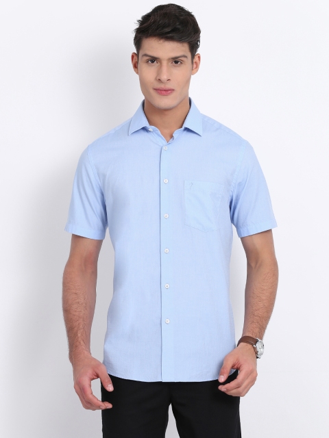 

Indian Terrain Men Blue Regular Fit Solid Casual Shirt