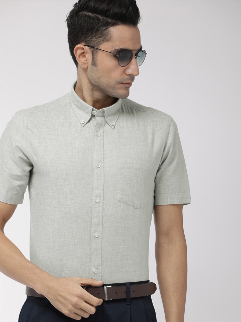 

Indian Terrain Men Grey Slim Fit Solid Smart Casual Shirt