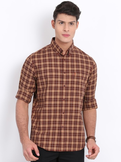

Indian Terrain Men Brown & Red Regular Fit Checked Casual Shirt