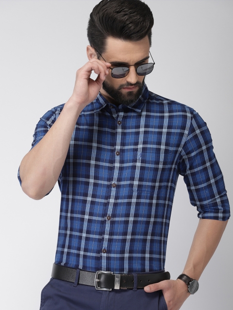 

Indian Terrain Men Blue Chiseled Slim Fit Checked Smart Casual Shirt