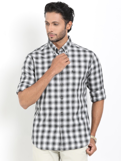 

Indian Terrain Men Black & White Regular Fit Printed Casual Shirt
