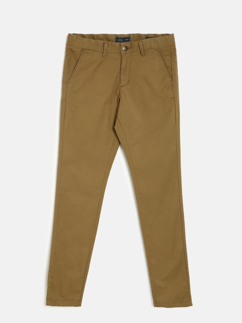 

Indian Terrain Boys Brown Regular Fit Solid Chino Trousers