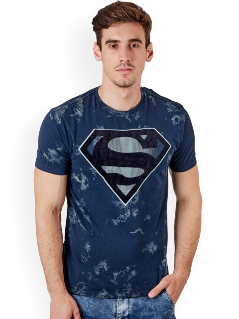 

Free Authority Men Navy Blue Superman Printed T-shirt