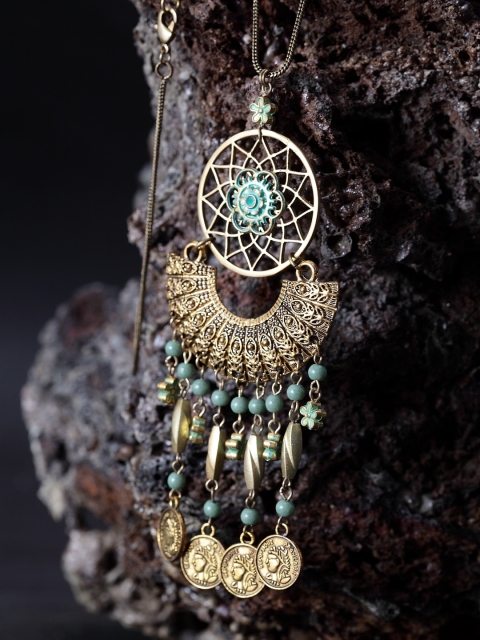 

DIVA WALK Gold-Toned & Turquoise Blue Metal Gold-Plated Handcrafted Necklace