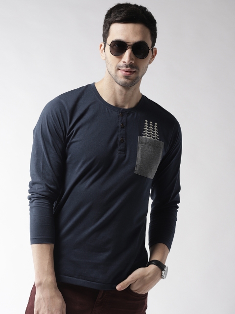 

Mast & Harbour Men Navy Blue Solid Round Neck T-shirt