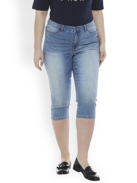 

JUNAROSE Plus Size Women Blue Faded Denim Slim Fit Capris