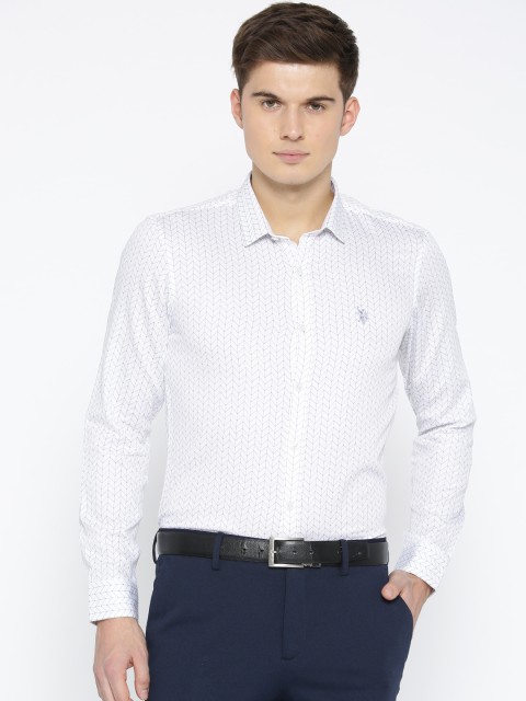 

U.S. Polo Assn. Men White & Navy Blue Slim Fit Printed Formal Shirt