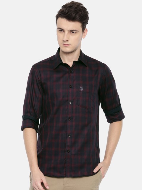 

U.S. Polo Assn. Men Navy Blue & Magenta Slim Fit Checked Casual Shirt