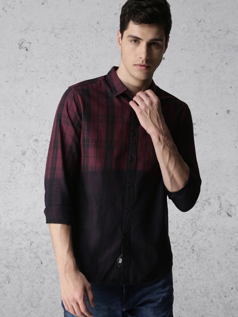 

Ecko Unltd Men Maroon & Navy Slim Fit Checked Casual Shirt