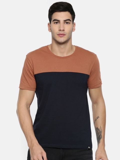 

Ecko Unltd Men Brown Colourblocked Round Neck T-shirt
