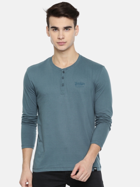 

Ecko Unltd Men Blue Solid Henley Neck T-shirt