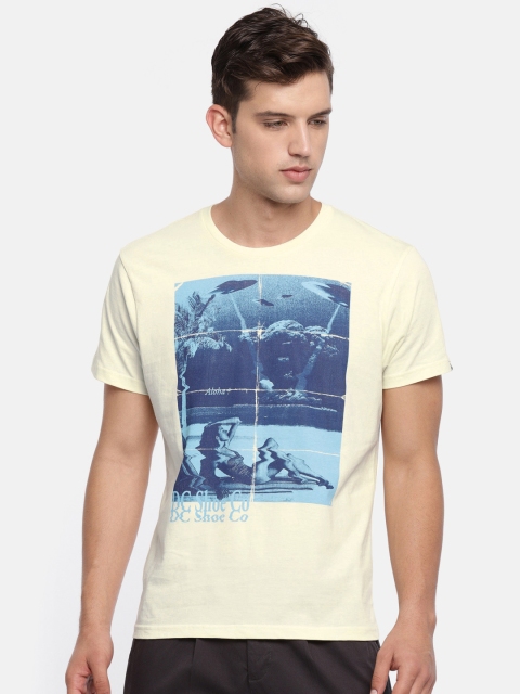 

DC Men Cream-Coloured Printed Round Neck T-shirt