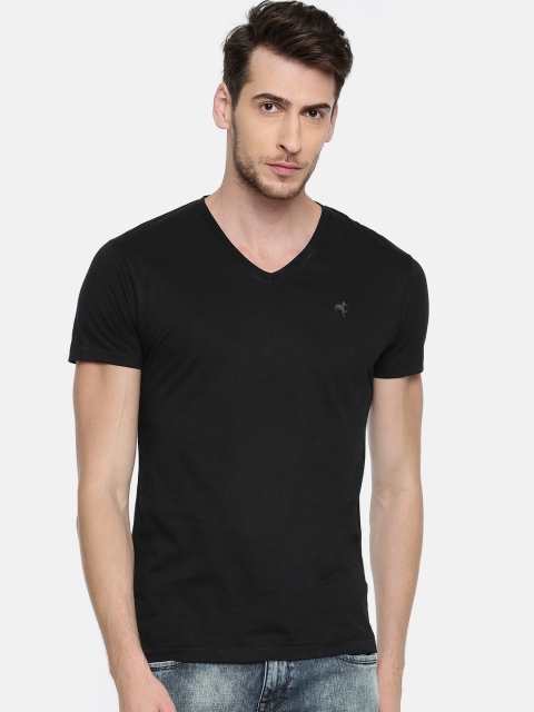 

Wrangler Men Black Solid V-Neck T-shirt