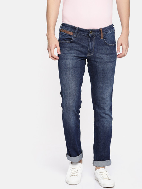 

Wrangler Men Blue Rockville Fit Low-Rise Clean Look Stretchable Jeans