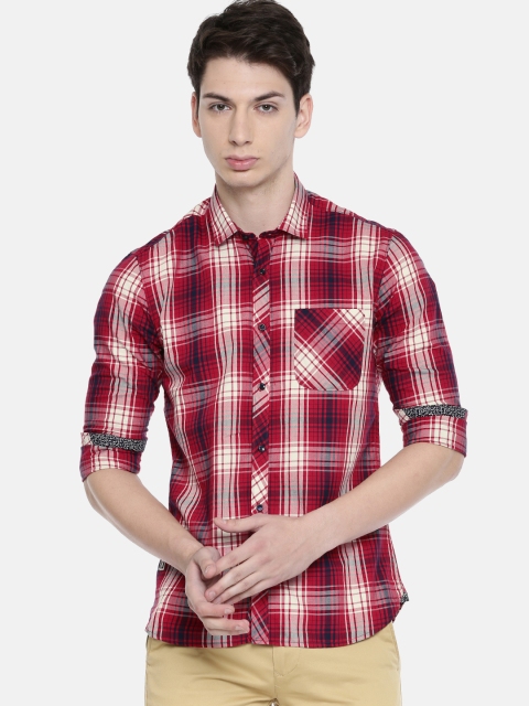 

Killer Men Red & Cream-Coloured Regular Fit Checked Casual Shirt