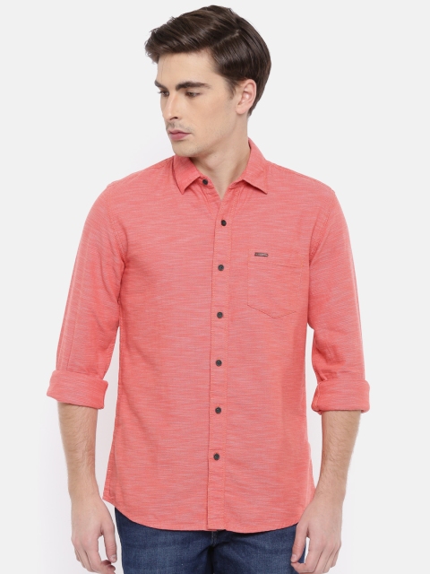 

Wrangler Men Peach Regular Fit Self-Design Casual Shirt, Orange