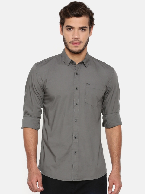 wrangler-men-grey-slim-fit-solid-casual-shirt