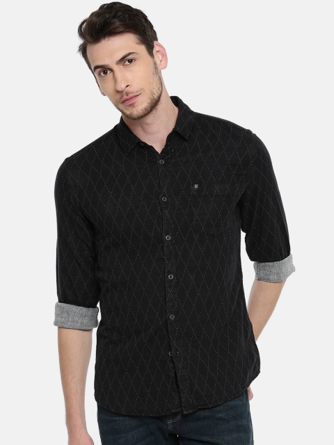 

Wrangler Men Black Slim Fit Self Design Casual Shirt