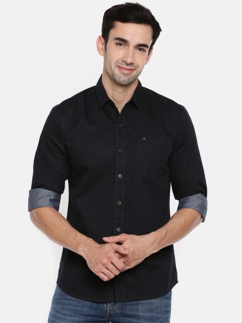 

Wrangler Men Black Slim Fit Solid Casual Shirt