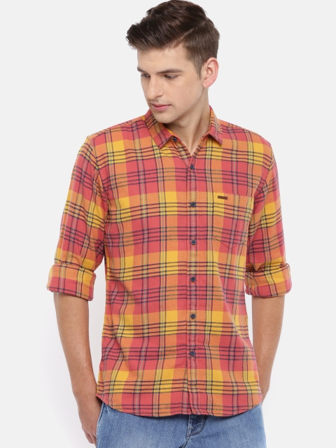 

Wrangler Men Red & Yellow Regular Fit Checked Casual Shirt