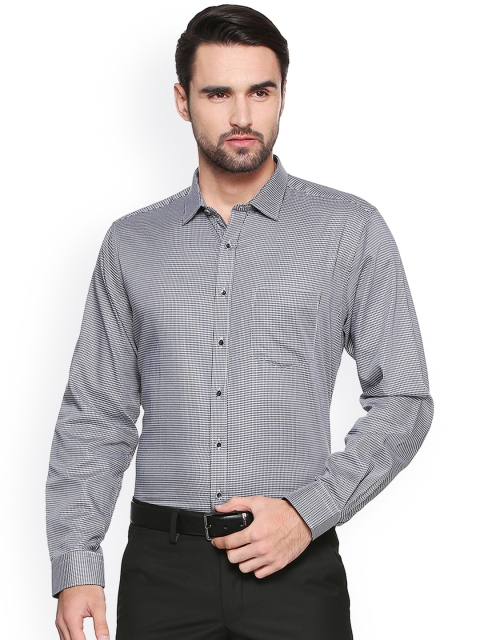 

Van Heusen Men Black & White Regular Fit Checked Formal Shirt