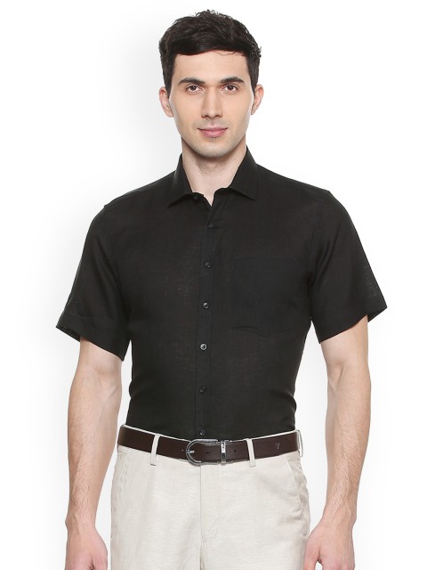 

Van Heusen Men Black Regular Fit Solid Formal Linen Shirt